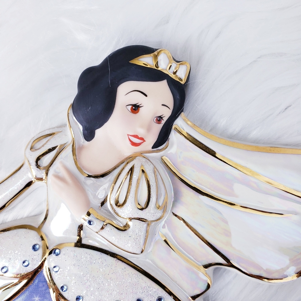 The Bradford Exchange Disney Princess Snow White - Picture 4 of 8
